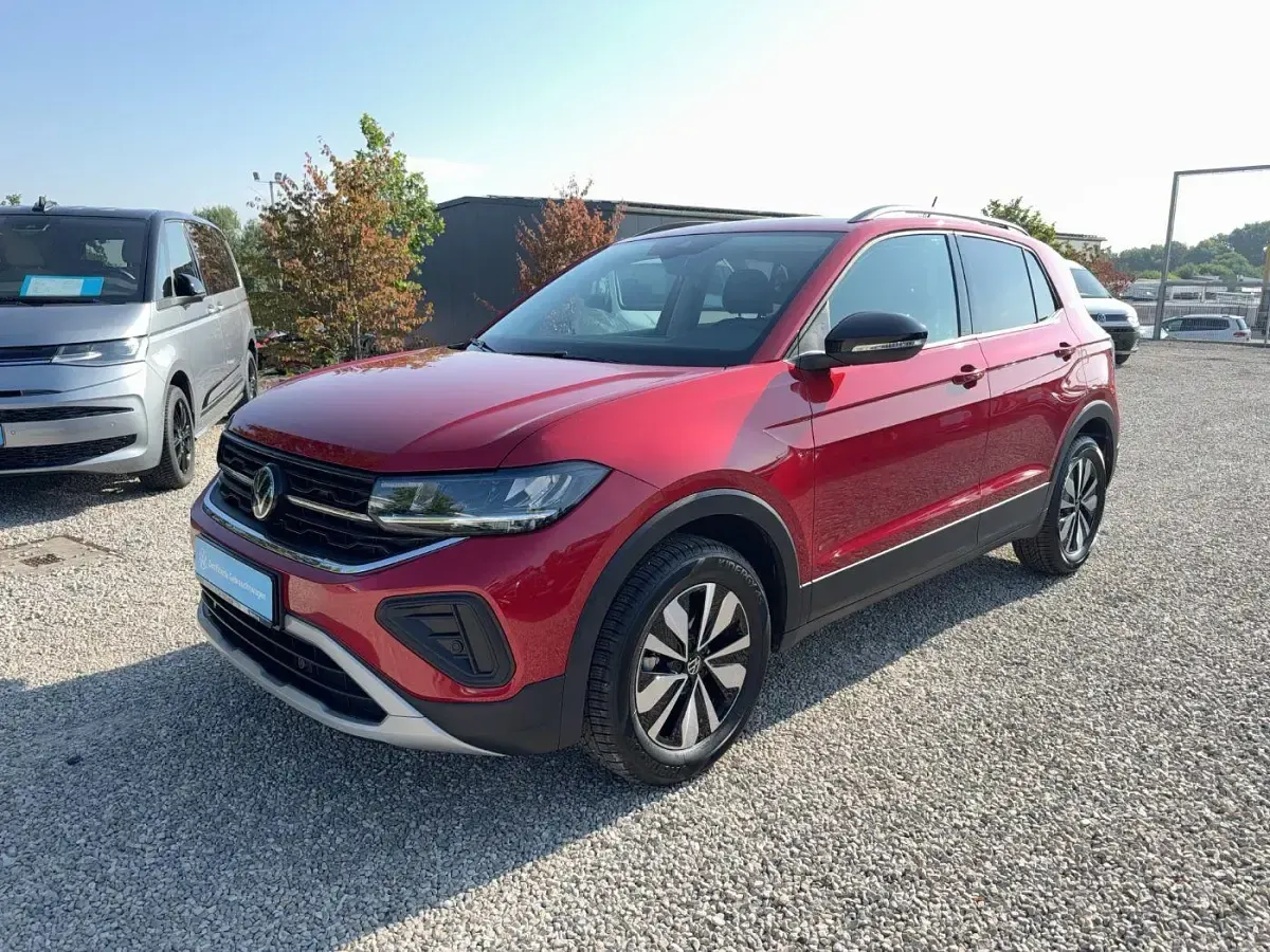 Gebraucht VW T-Cross Life 95 PS (69 kW) 2025 Rot SUV