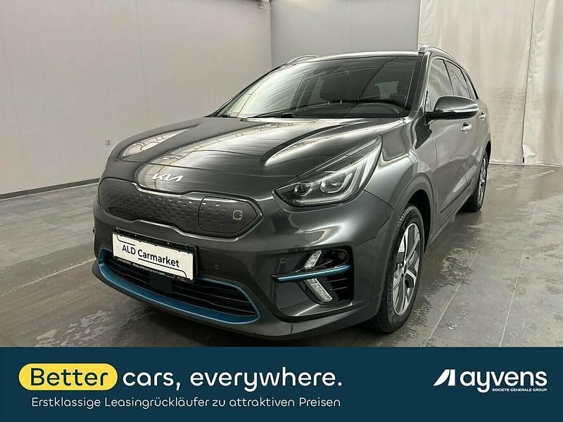 Lackierung: interstellar gr Gebraucht 2022 Kia e-Niro Spirit SUV | 22.980 € (Superpreis) - Bild 1/4