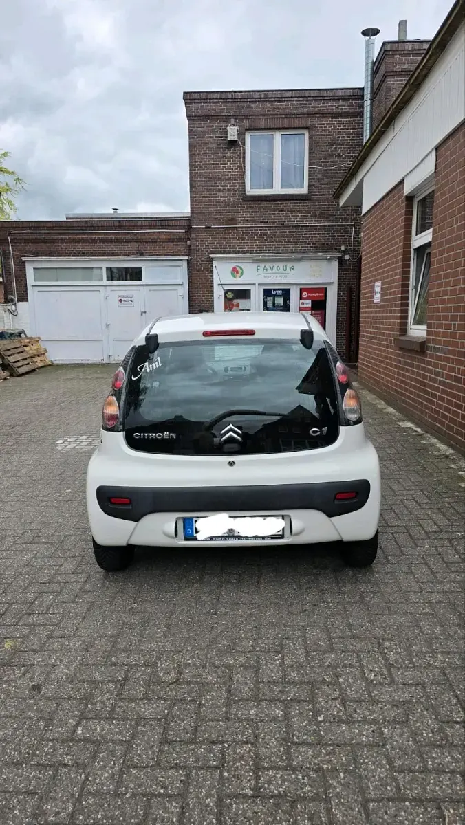 Gebraucht Citroën C1 67 PS (49 kW) 2010 Weiß Kleinwagen