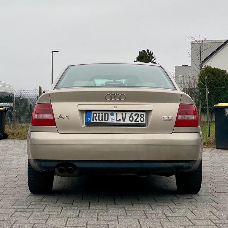 Gebraucht Audi A4 Performance 193 PS (141 kW) 2000 Gold Limousine