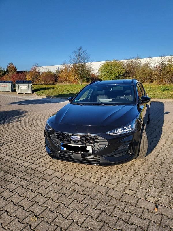Gebraucht Ford Focus ST-Line 155 PS (114 kW) 2024 Schwarz Kombi