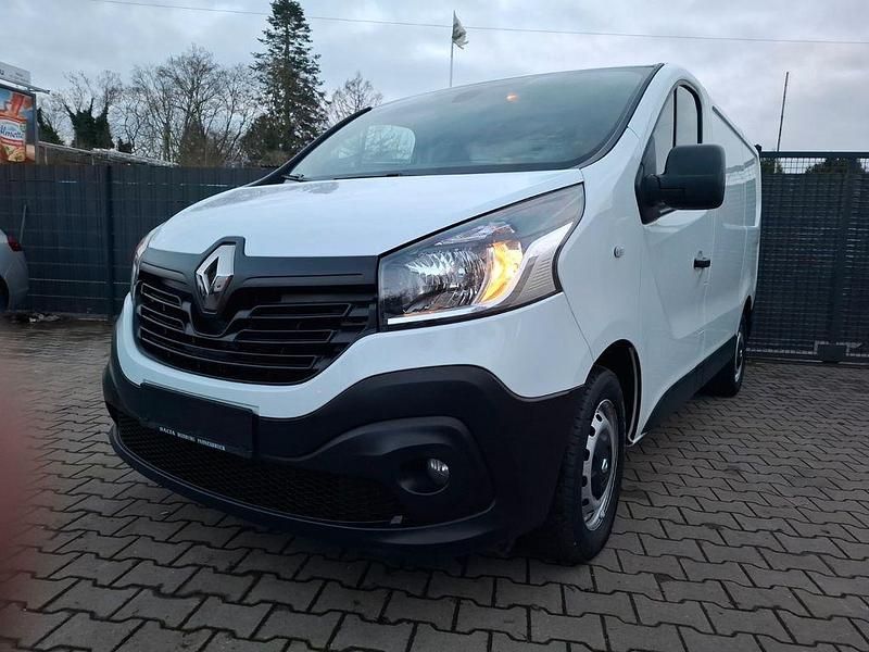Gebraucht Renault Trafic Komfort 95 PS (69 kW) 2019 Weiß Van / Kleinbus
