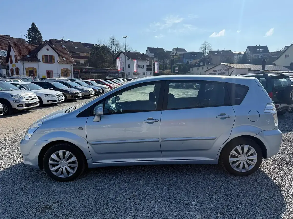 Gebraucht Toyota Corolla Verso 125 PS (91 kW) 2006 Blau Van / Kleinbus