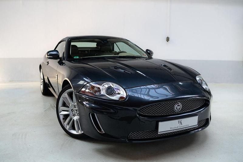 Gebraucht Jaguar XKR 510 PS (375 kW) 2010 Stratus grey Cabrio