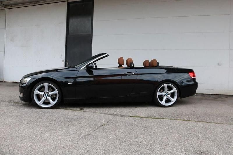 Schwarz Gebraucht 2008 BMW 325 Cabriolet Comfort Edition Cabrio | 15.577 € (Etwas zu teuer) - Bild 1/4
