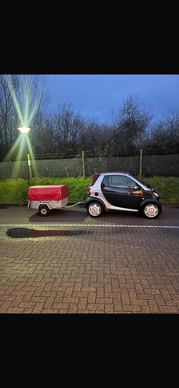 Schwarz Gebraucht 2005 Smart ForTwo Cabrio Cabrio | 3.990 € - Bild 1/3