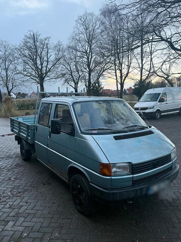 Gebraucht VW T4 68 PS (50 kW) 1992 Blau Van