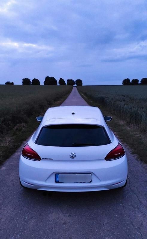 Gebraucht VW Scirocco 122 PS (89 kW) 2009 Weiß Coupé