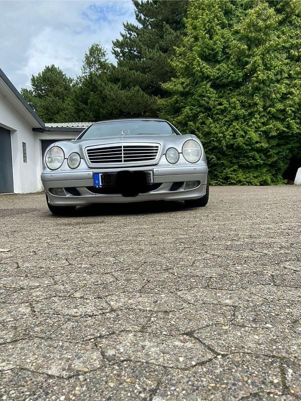 Silber Gebraucht 2000 Mercedes CLK320 Elegance Cabrio | 5.000 € (Superpreis) - Bild 1/4