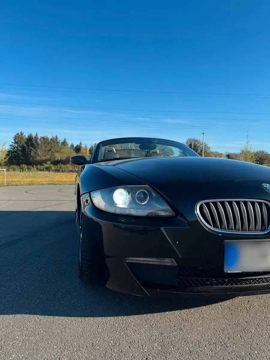 Gebraucht BMW Z4 Advantage 218 PS (160 kW) 2006 Schwarz Cabrio