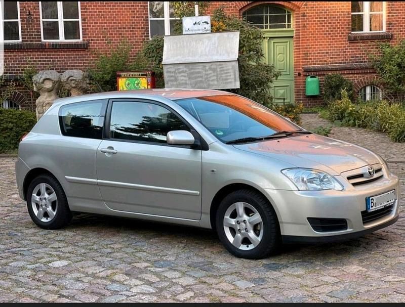 Gebraucht Toyota Corolla 97 PS (71 kW) 2005 Grau Limousine