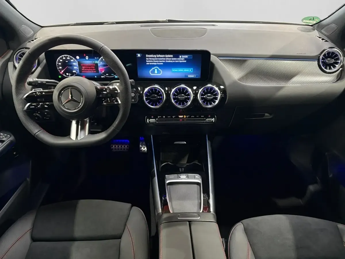 Gebraucht Mercedes B180 AMG 100 PS (73 kW) 2026 Schwarz Kleinwagen