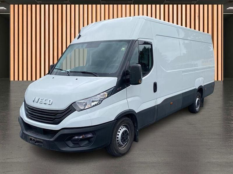 Occasion Iveco Daily 175 ch (128 kW) 2023 Blanc Van