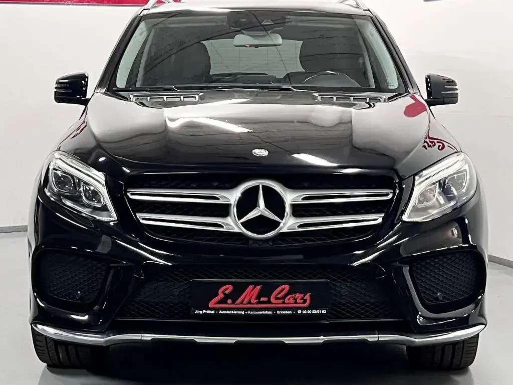 Gebraucht Mercedes GLE250 AMG line 204 PS (150 kW) 2018 Schwarz SUV