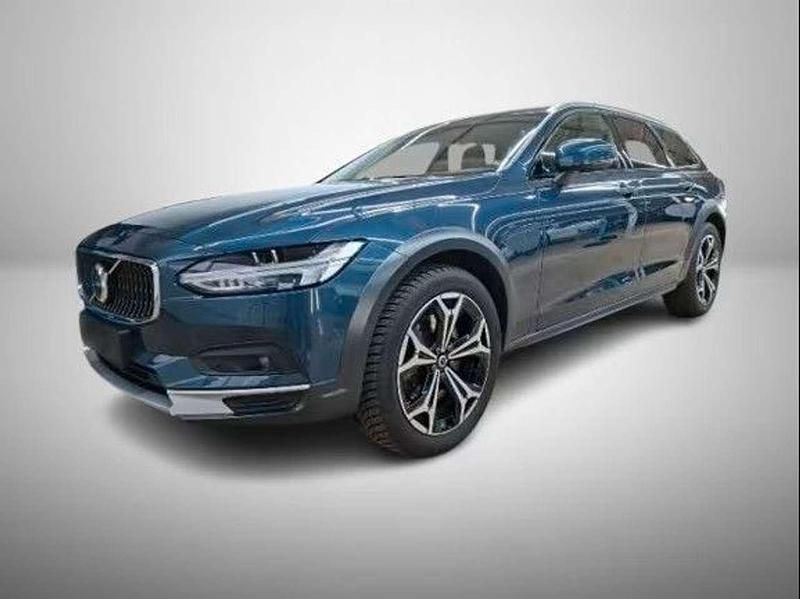 Używany Volvo V90 CC Ultimate 250 KM (183 kW) 2023 Niebieski Kombi