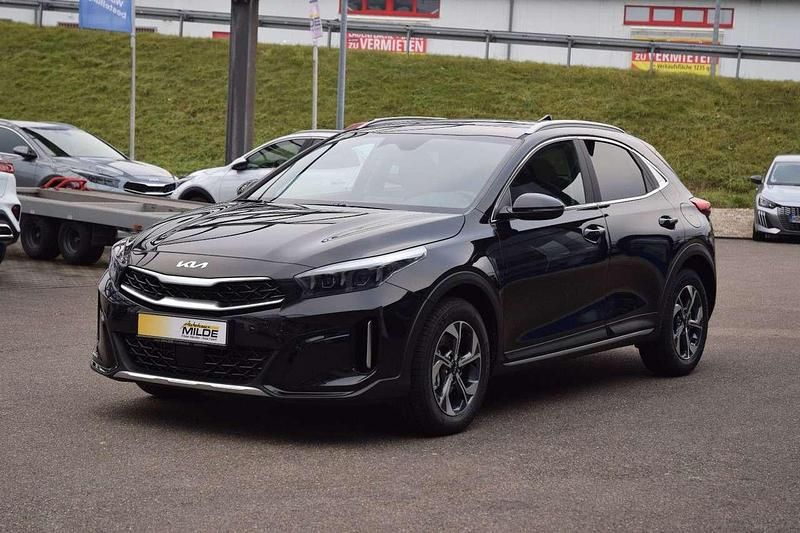 Zilinaschwarz Neu 2025 Kia XCeed SUV | 25.990 € (Superpreis) - Bild 1/4