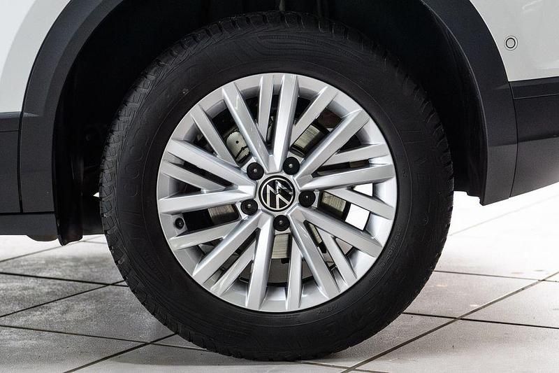Gebraucht VW T-Roc Life 110 PS (80 kW) 2023 Weiß SUV