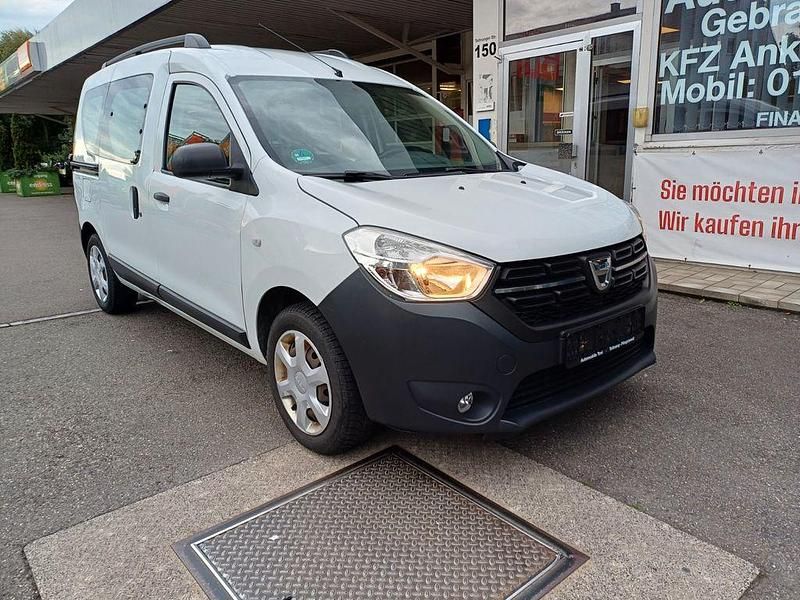 Weiß Gebraucht 2018 Dacia Dokker Ambiance Van | 5.790 € - Bild 1/4