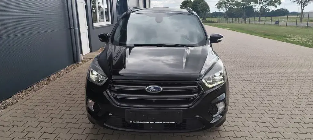 Używany Ford Kuga ST-Line 179 KM (131 kW) 2020 Czarny SUV