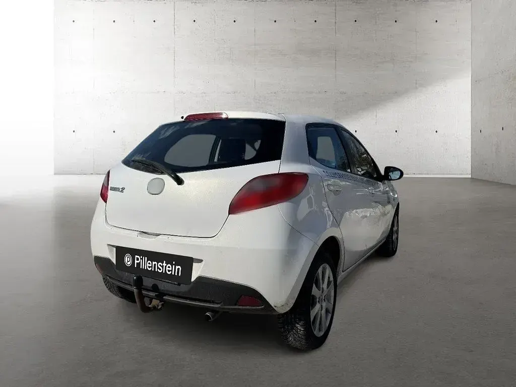 Brugt Mazda 2 Active 84 HK (61 kW) 2011 Hvid Hatchback