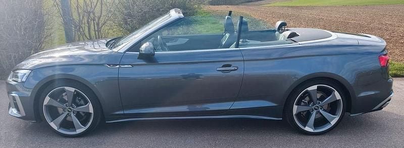 Gebraucht Audi A5 Cabriolet S-Line 150 PS (110 kW) 2022 Grau Cabrio