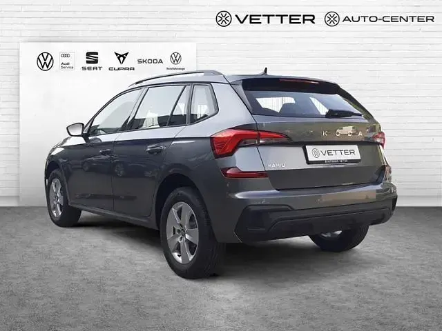Neu Skoda Kamiq Essence 116 PS (85 kW) 2026 Graphitegrau metallic SUV