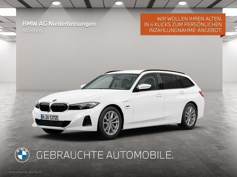 Weiß Gebraucht 2022 BMW 320e Sport Line Kombi | 29.730 € (Fairer Preis) - Bild 1/4