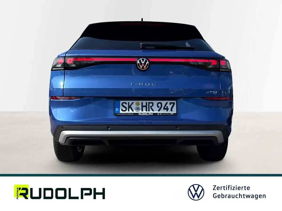 Gebraucht VW T-Roc Life 116 PS (85 kW) 2026 Celestial blue metallic SUV