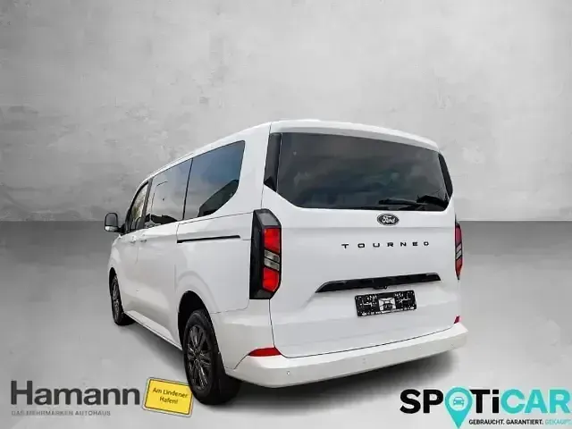 Gebraucht Ford Tourneo Custom Titanium 136 PS (100 kW) 2025 Andere Van