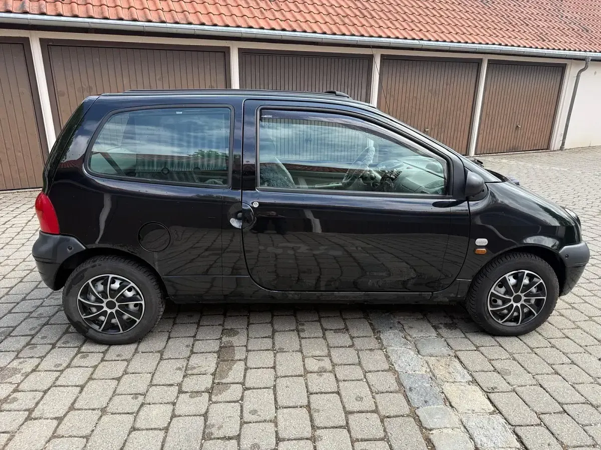 Używany Renault Twingo 56 KM (41 kW) 1999 Beżowy Hatchback