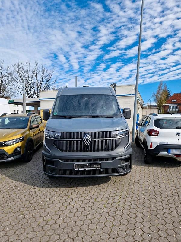 Gebraucht Renault Master 150 PS (110 kW) 2023 Grau Van / Kleinbus