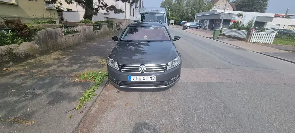 Gebraucht VW Passat Highline 140 PS (102 kW) 2014 Grau Kombi