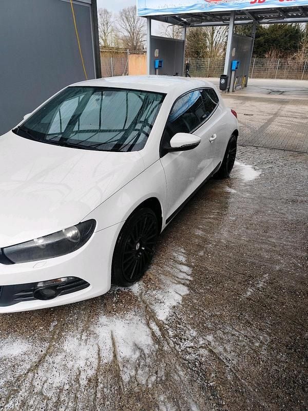 Usata VW Scirocco 200 CV (147 kW) 2009 Bianco Coupé