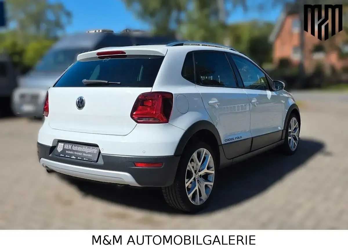 Gebraucht VW Polo 110 PS (80 kW) 2015 Weiß Kleinwagen