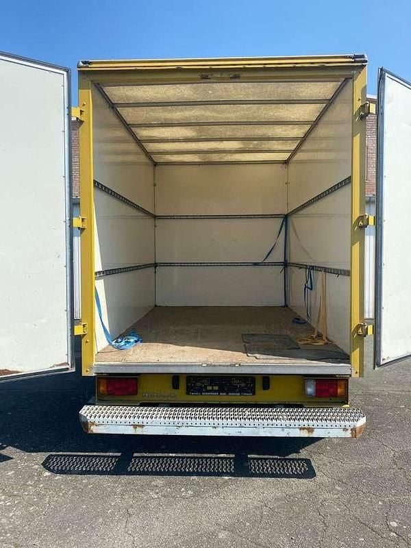 Gebraucht Renault Master 101 PS (74 kW) 2007 Gelb Van