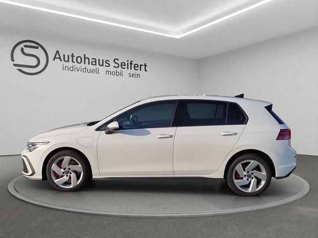 Gebraucht VW Golf VIII GTE 245 PS (180 kW) 2022 Pure white Limousine