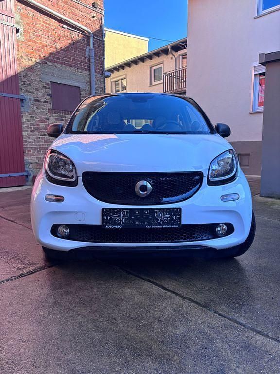 Second-hand Smart ForFour 71 CP (52 kW) 2018 Alb Hatchback