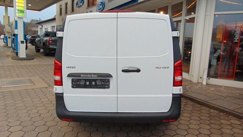 Gebraucht Mercedes Vito 102 PS (75 kW) 2020 Weiß Van