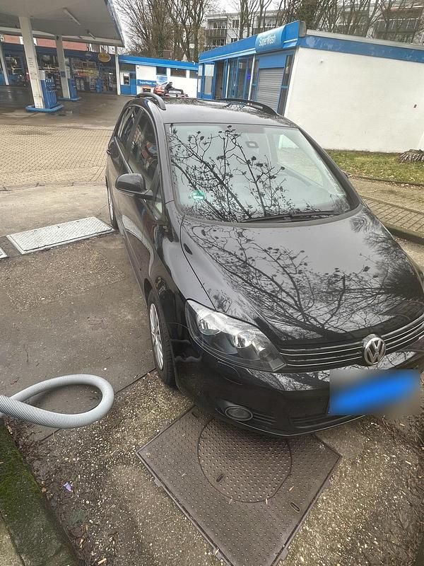 Gebraucht VW Golf Plus Cross Edition 122 PS (89 kW) 2010 Schwarz Van / Kleinbus