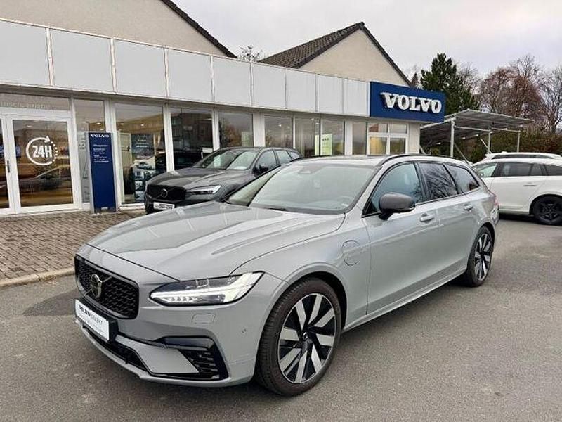 Gebraucht Volvo V60 197 PS (144 kW) 2024 Blau Kombi