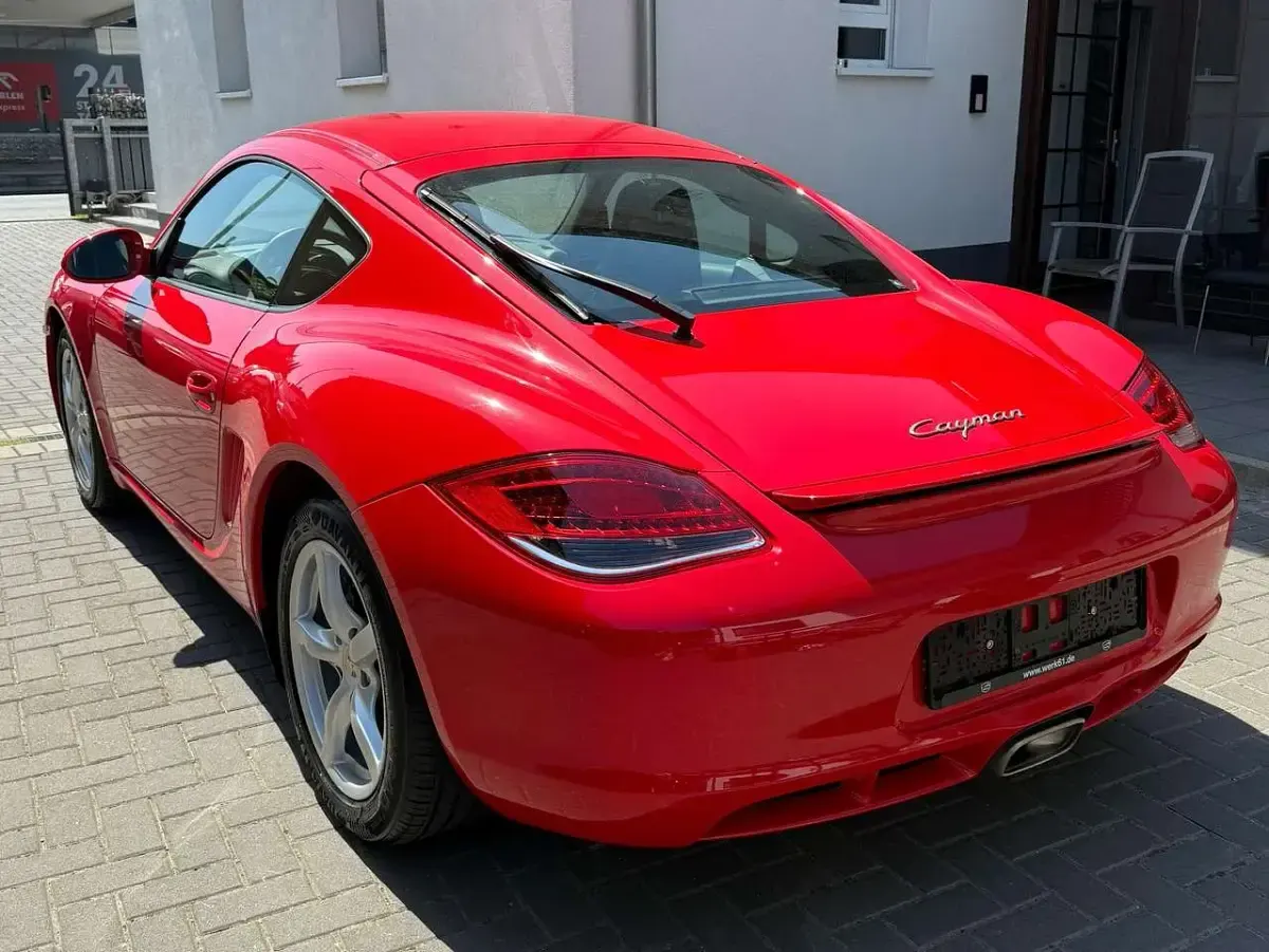 Gebraucht Porsche Cayman 265 PS (194 kW) 2011 Rot Coupé