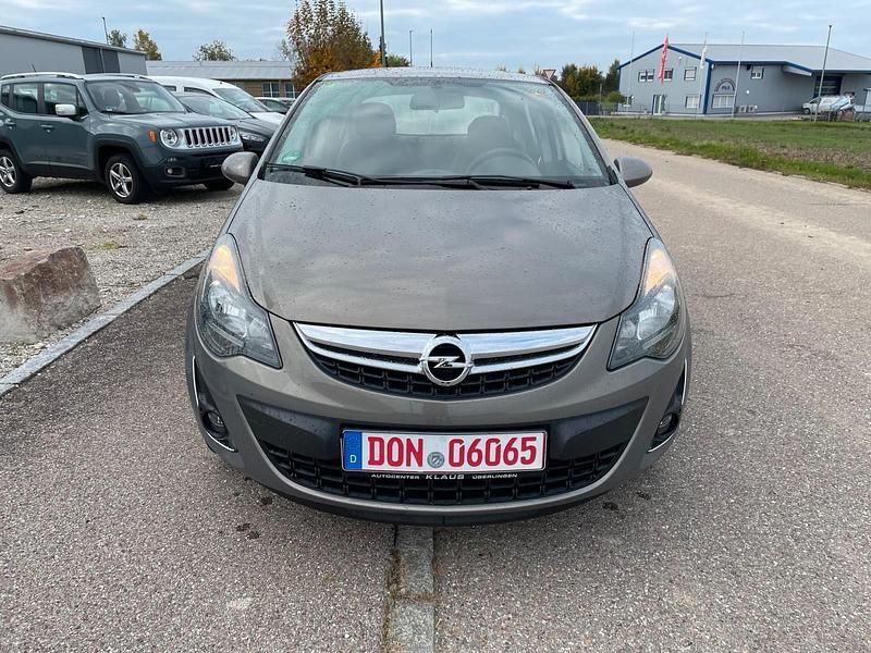 Gebraucht Opel Corsa Energy 86 PS (63 kW) 2014 Silber Kleinwagen