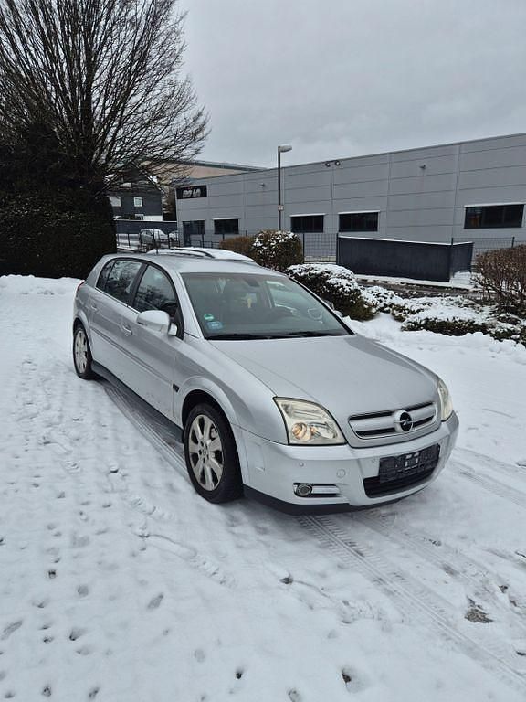 Gebraucht Opel Signum Cosmo 155 PS (114 kW) 2003 Silber Kleinwagen
