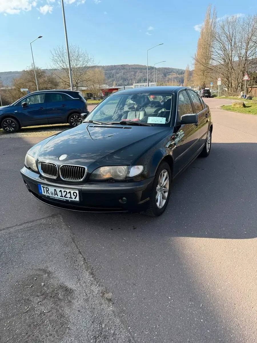 Gebraucht BMW 320 150 PS (110 kW) 2005 Schwarz Limousine