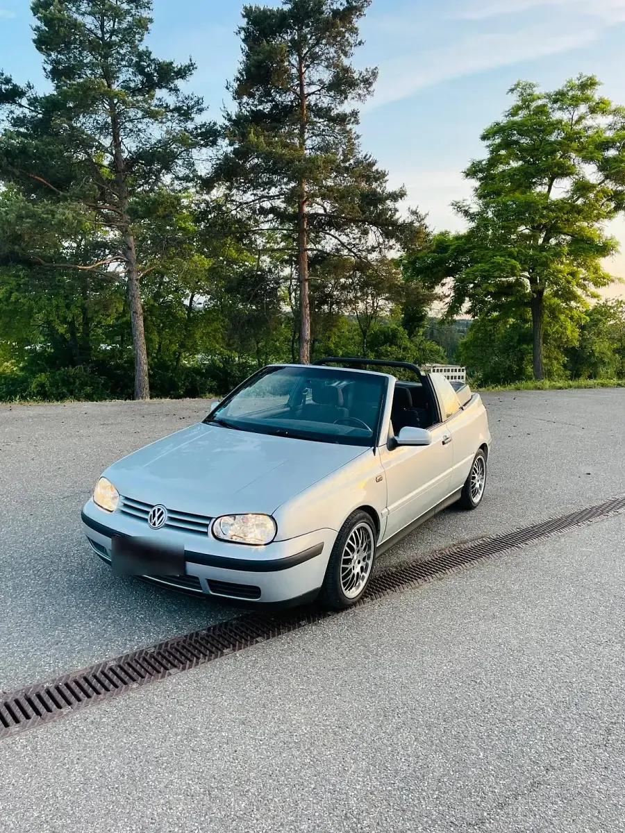 Gebraucht VW Golf 101 PS (74 kW) 2000 Silber Cabrio