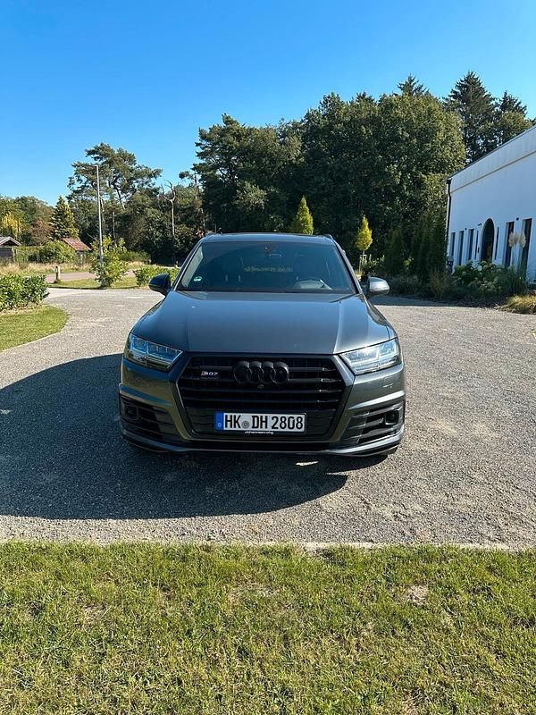 Gebraucht 2018 Audi SQ7 Comfort SUV | 39.000 € (Guter Preis) - Bild 1/4