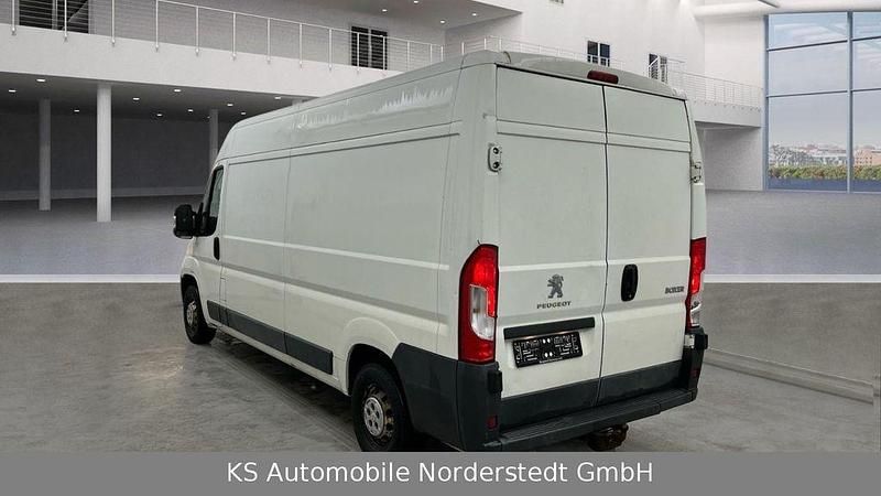 Gebraucht Peugeot Boxer 150 PS (110 kW) 2015 Weiß Van