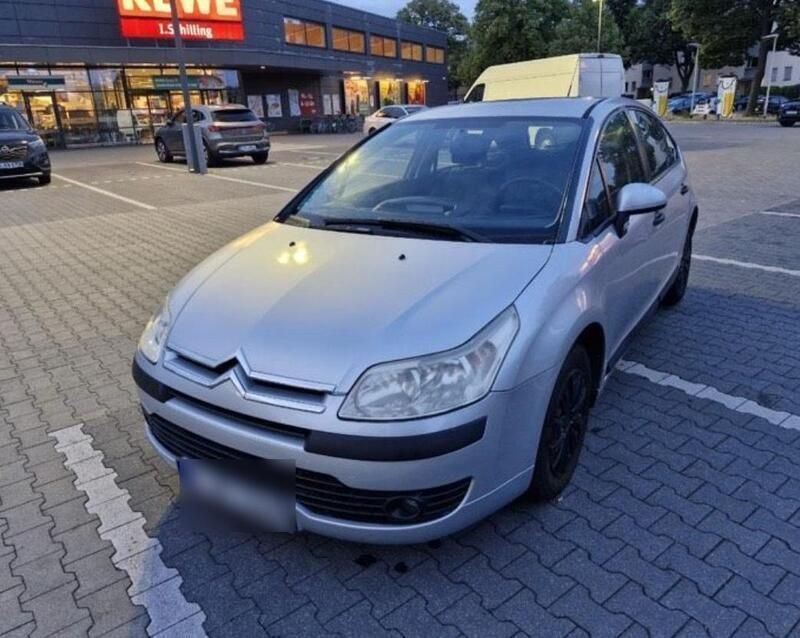 Silber Gebraucht 2006 Citroën C4 Kleinwagen | 1.299 € (Fairer Preis) - Bild 1/4