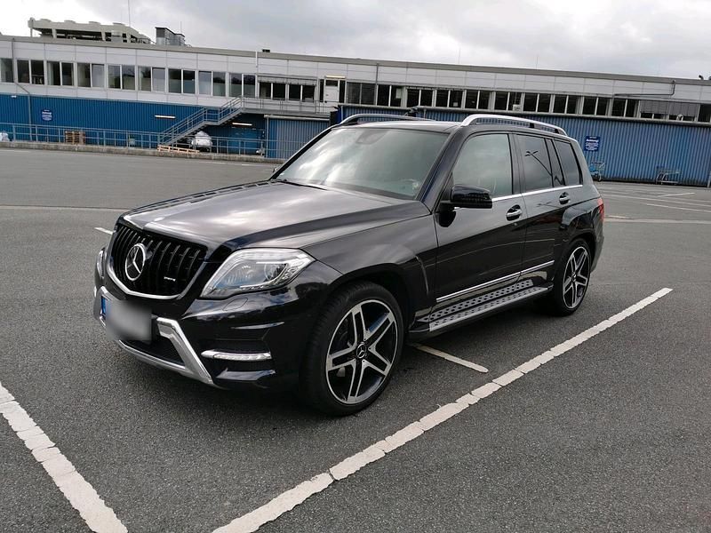 Schwarz Gebraucht 2012 Mercedes GLK350 SUV | 19.999 € - Bild 1/4