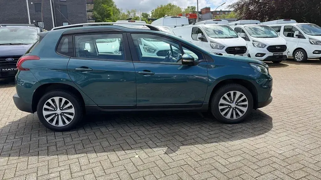 Gebraucht Peugeot 2008 Active 99 PS (72 kW) 2017 Blau SUV